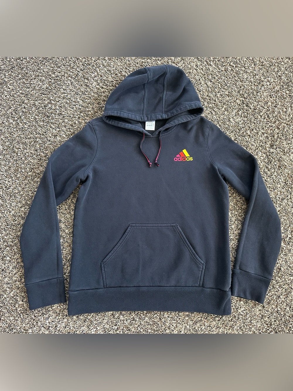 Adidas Hoodie Women’s Large Black Pullover Sweater Hooded Fleece Spell Out